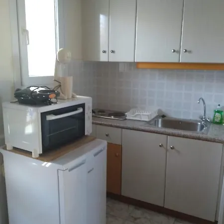 Aparthotel Kouzelis
